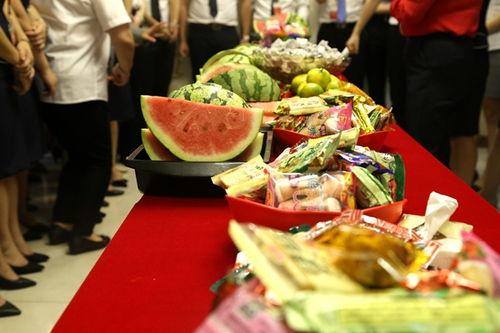 吃瓜摊摊主,揭秘吃瓜摊摊主的日常传奇 第2张 吃瓜摊摊主,揭秘吃瓜摊摊主的日常传奇 第2张