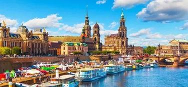 塞纳河吃瓜都吃不明白,揭秘法国文化中的独特现象 第3张 塞纳河吃瓜都吃不明白,揭秘法国文化中的独特现象 第3张