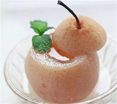 吃瓜皇冠梨可以喝蜂蜜吗,蜂蜜相伴更佳?揭秘水果与甜蜜的完美搭配 第2张 吃瓜皇冠梨可以喝蜂蜜吗,蜂蜜相伴更佳?揭秘水果与甜蜜的完美搭配 第2张