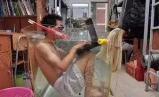 打工人吃瓜摸鱼,揭秘职场休闲生活新趋势 第3张 打工人吃瓜摸鱼,揭秘职场休闲生活新趋势 第3张