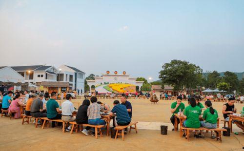 吃瓜公社,网络舆论场中的“瓜田”风云 第3张 吃瓜公社,网络舆论场中的“瓜田”风云 第3张