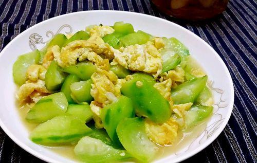 吃瓜厨房丝瓜,探寻丝瓜的养生奥秘