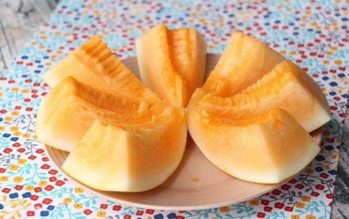 吃蜜瓜可以吃药吗,吃蜜瓜时可以吃药吗？  第2张