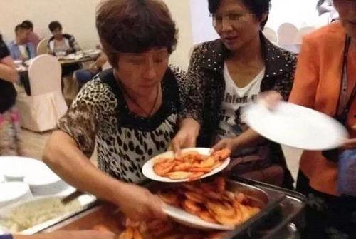 缅甸大妈吃瓜事件,揭秘网络谣言背后的真相 第2张 缅甸大妈吃瓜事件,揭秘网络谣言背后的真相 第2张