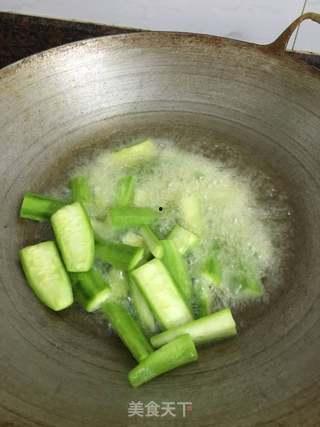 棱瓜怎样吃,探索创意烹饪新境界