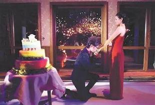 吃瓜群众齐看戏,吃瓜群众齐看戏,一场全民娱乐盛宴 第3张 吃瓜群众齐看戏,吃瓜群众齐看戏,一场全民娱乐盛宴 第3张