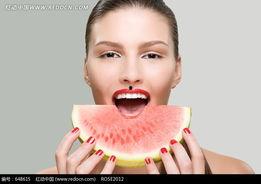 吃瓜美女海报,揭秘吃瓜美女海报背后的故事 第3张 吃瓜美女海报,揭秘吃瓜美女海报背后的故事 第3张