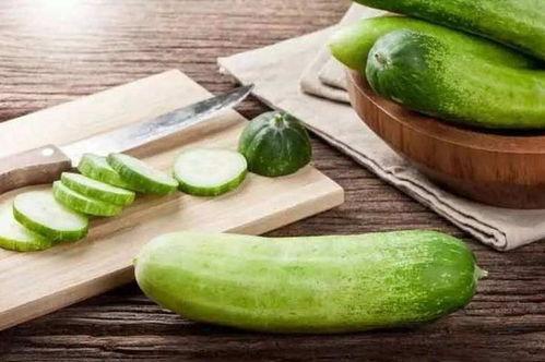 现在吃瓜的危害,揭秘过度追剧、刷资讯的危害 第2张 现在吃瓜的危害,揭秘过度追剧、刷资讯的危害 第2张