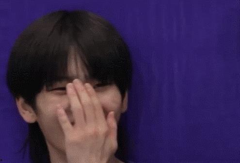 喜欢吃瓜不喜欢当面吃瓜,揭秘爱吃瓜却不愿当面的独特心理 第2张 喜欢吃瓜不喜欢当面吃瓜,揭秘爱吃瓜却不愿当面的独特心理 第2张